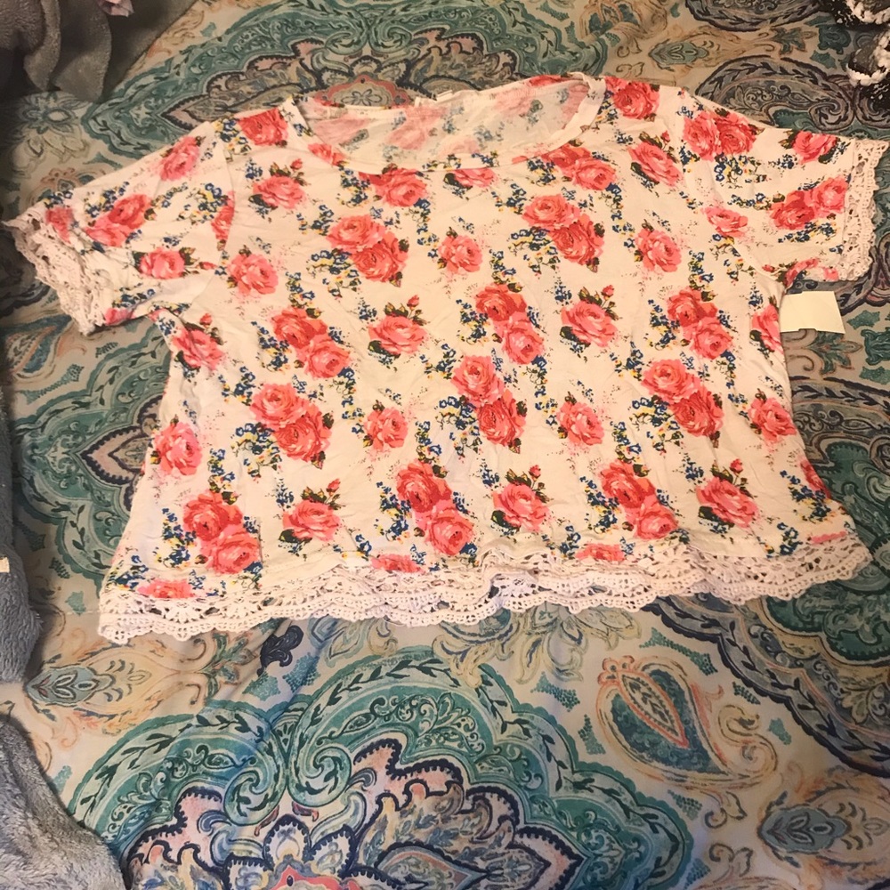 Floral top